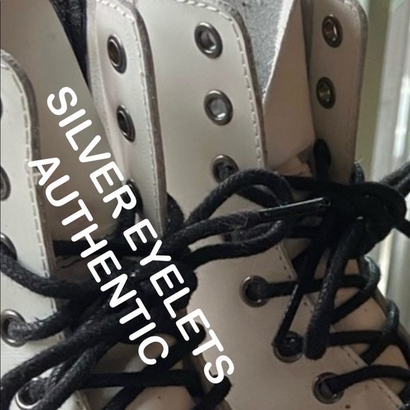 Dr Martens Samples of fake vs real JADON/OAF BOOT - Picture 7 of 16